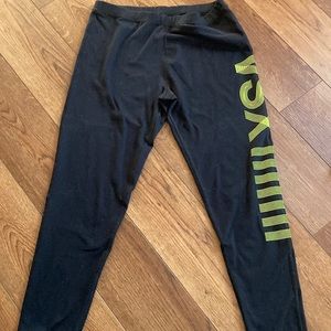Victoria’s Secret sport leggings